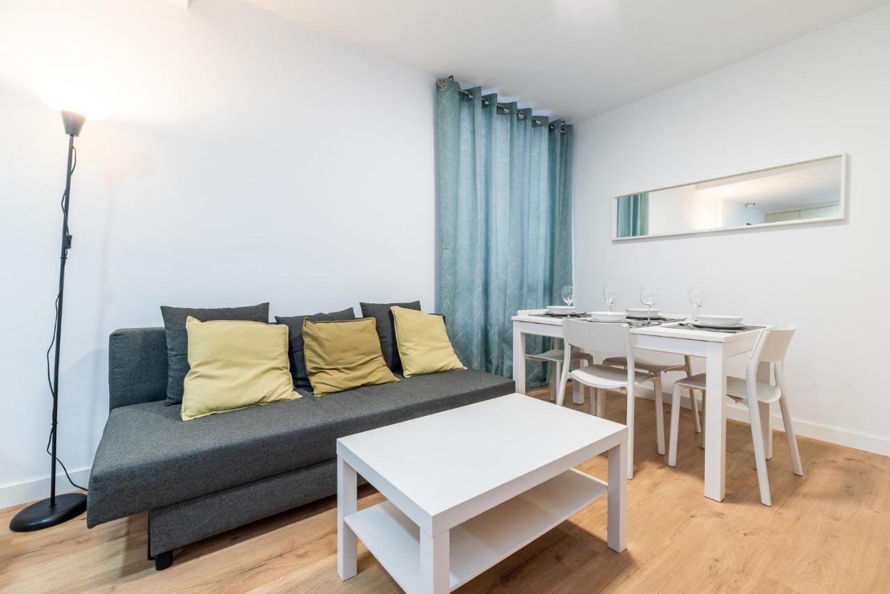 Modern Plaza De Toros Apartment With Free Parking グラナダ エクステリア 写真