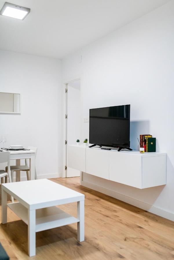 Modern Plaza De Toros Apartment With Free Parking グラナダ エクステリア 写真